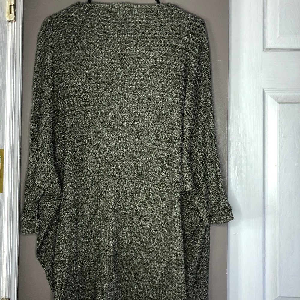 Cardigan - Picture 2 of 2